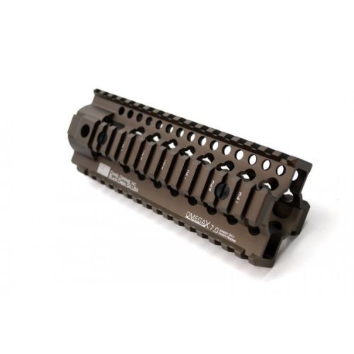 Madbull Daniel Defense 7 inch Omega Rail - Dark Earth