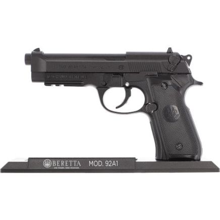 Umarex World Of Arms Beretta Mod. 92A1 1:2 Scale Model Gun